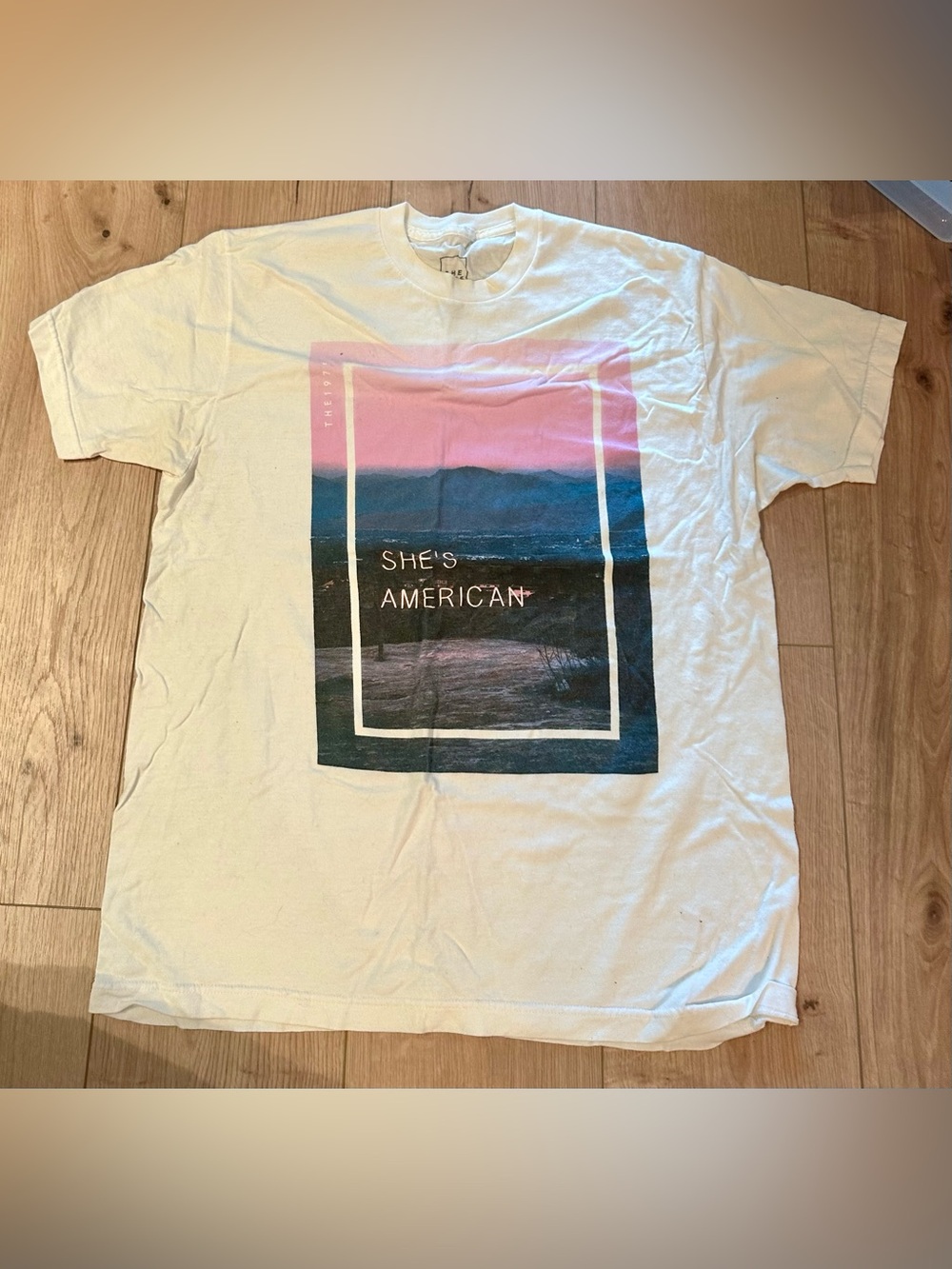 The 1975 She's American Official Band Tee White Photo Print Short Sleeve Large